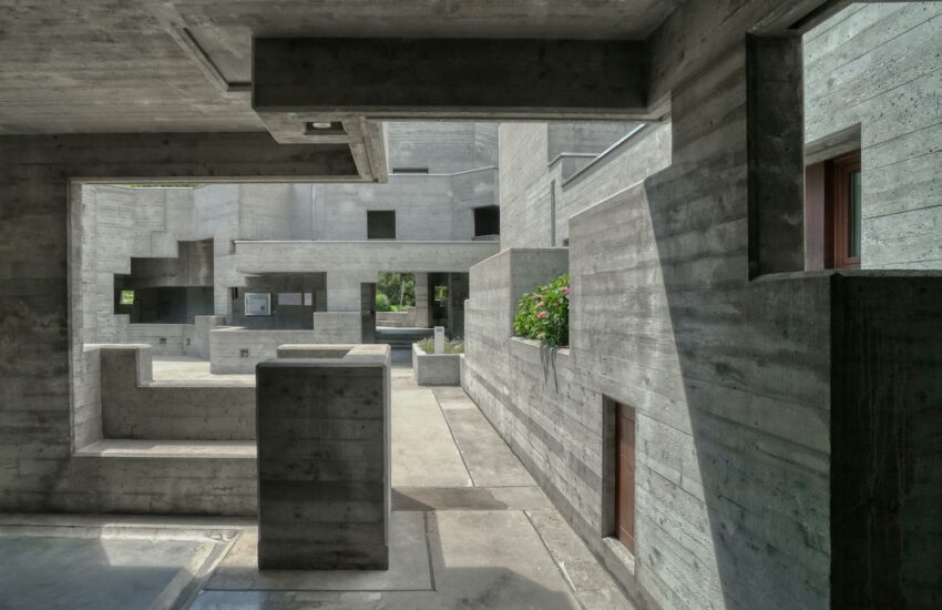 Cement hus invändigt